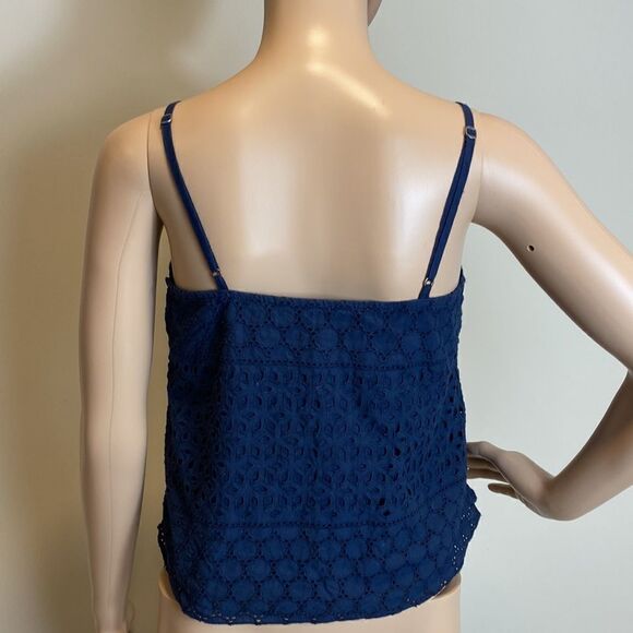 ❤️Last Chance Hollister navy blue cotton spaghetti straps eyelet top size XS - Picture 3 of 7